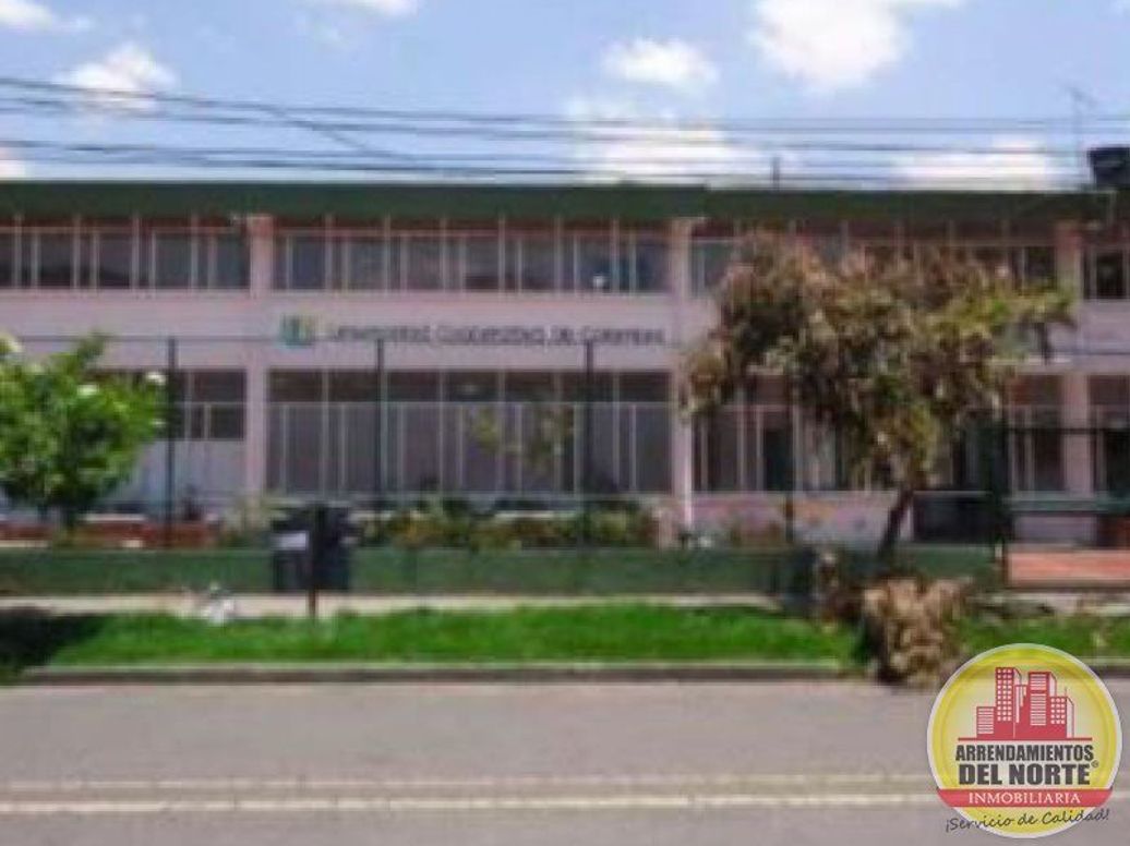 Casa de 6 alcobas en venta en Santa Teresita, Bogotá, 1684 m² · foto 5 de 7