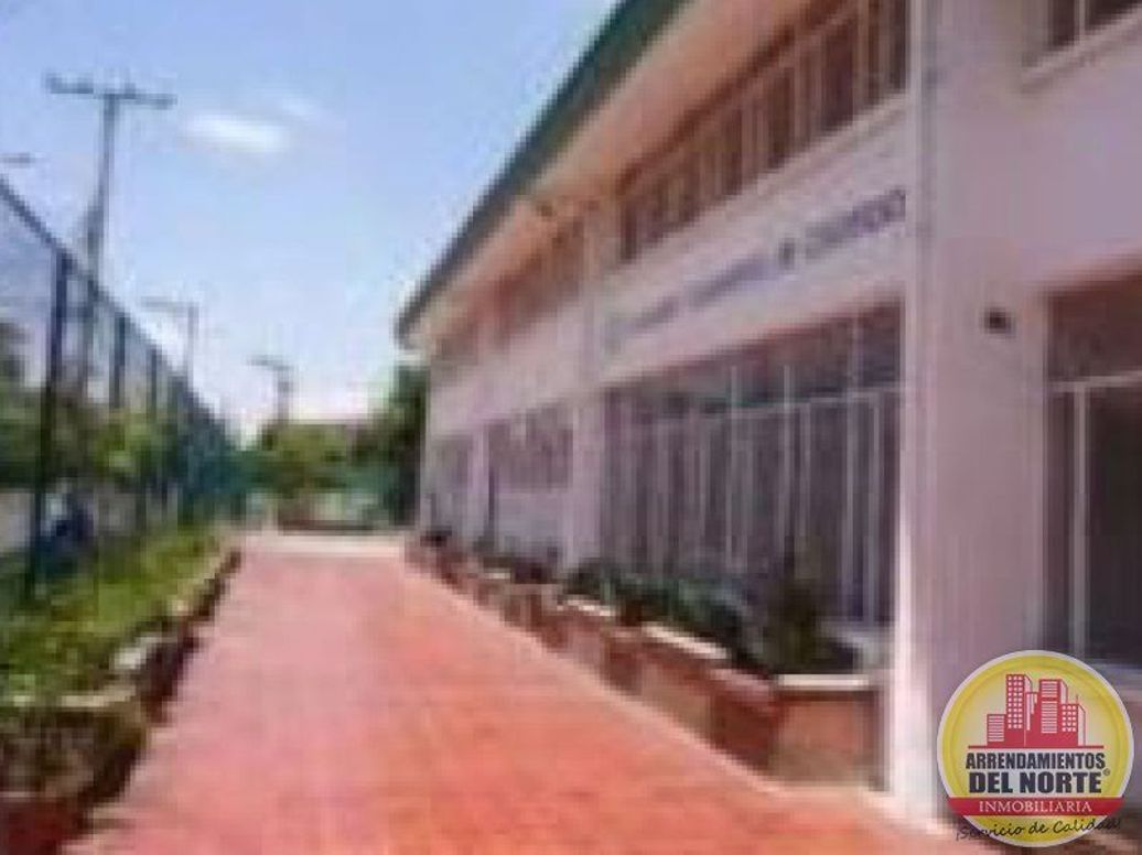 Casa de 6 alcobas en venta en Santa Teresita, Bogotá, 1684 m² · foto 6 de 7
