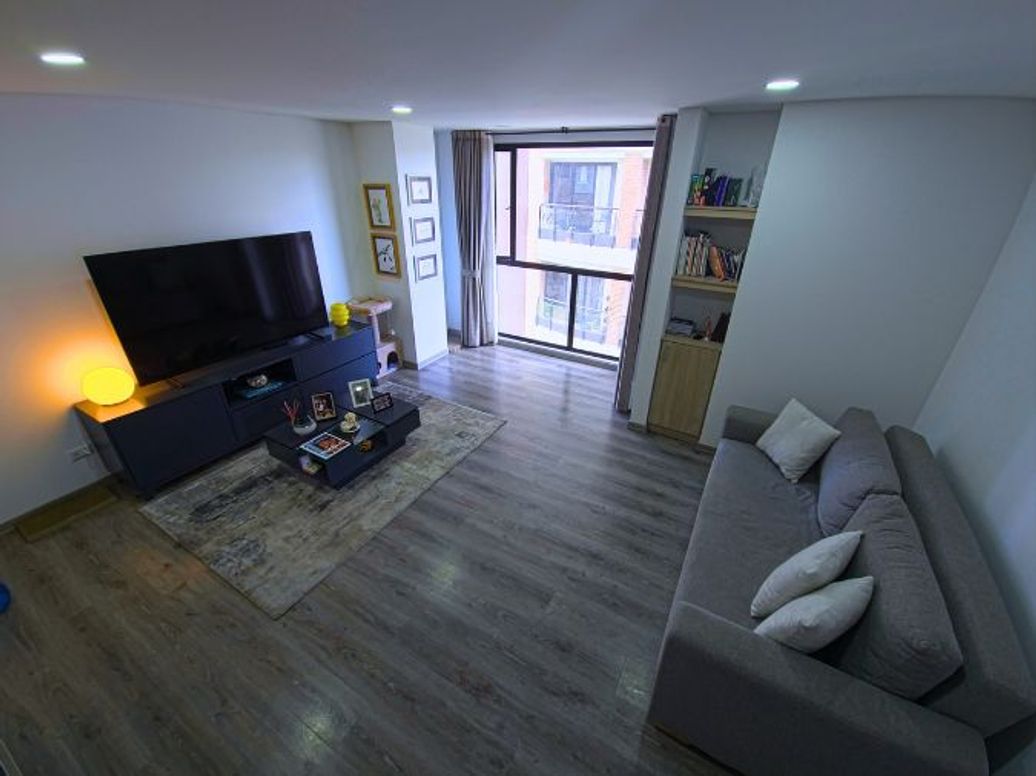 Apartamento de 3 alcobas en venta en San José De Bavaria, Bogotá, 83 m² · foto 2 de 20