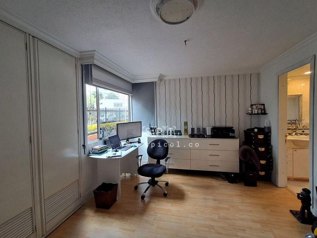 Apartamento de 2 alcobas en venta en La Castellana, Bogotá, 97 m² · foto 10 de 16