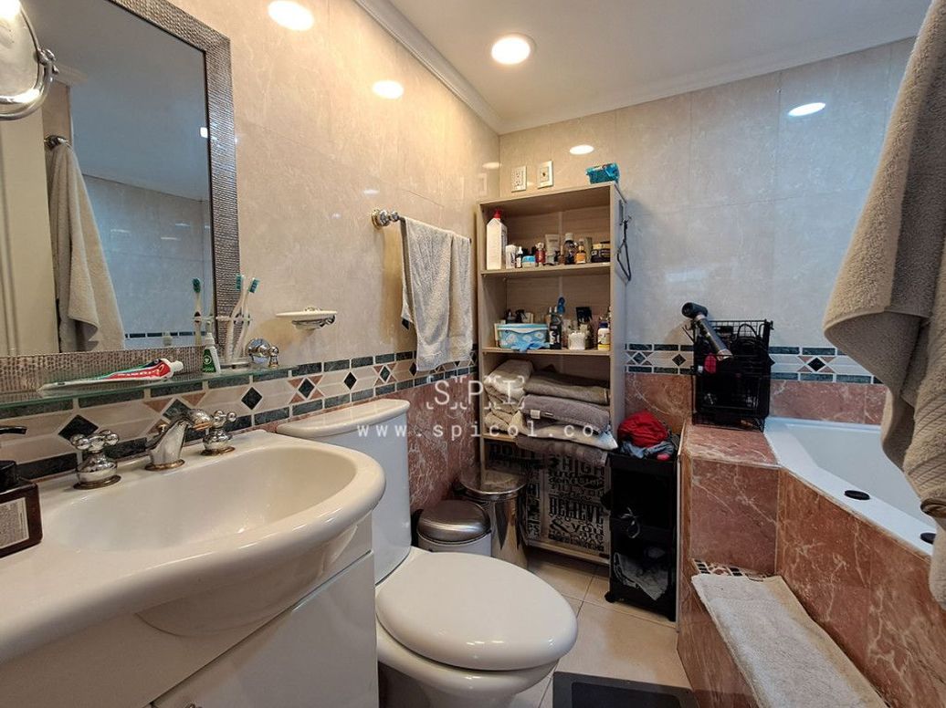 Apartamento de 2 alcobas en venta en La Castellana, Bogotá, 97 m² · foto 11 de 16