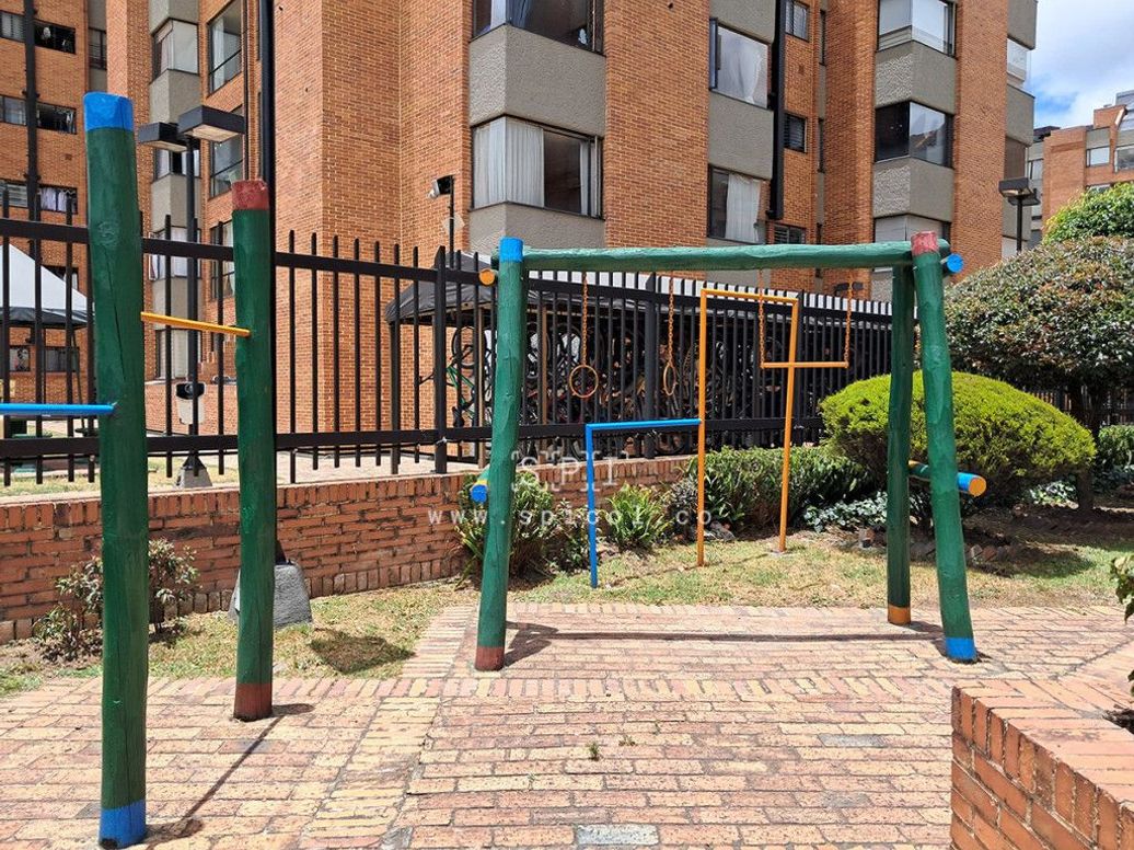 Apartamento de 2 alcobas en venta en La Castellana, Bogotá, 97 m² · foto 16 de 16