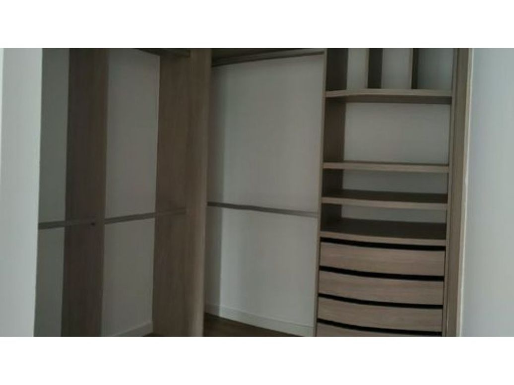 Apartamento de 3 alcobas en venta en Ciudad Salitre, Bogotá, 101 m² · foto 8 de 20