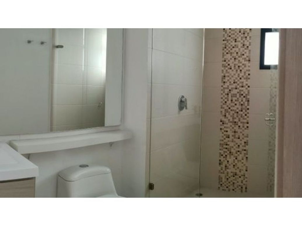 Apartamento de 3 alcobas en venta en Ciudad Salitre, Bogotá, 101 m² · foto 13 de 20