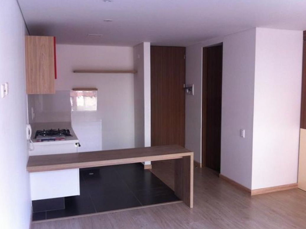 Apartaestudio en venta en Pardo Rubio, Bogotá, 32 m² · foto 2 de 8