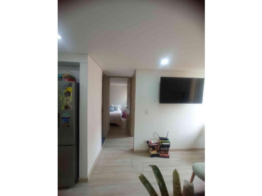 Apartamento de 2 alcobas en venta en Castilla, Bogotá, 39 m² · foto 3 de 19