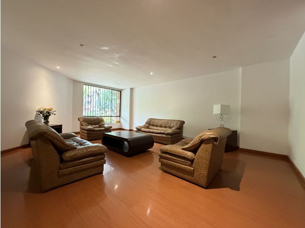 Apartamento de 1 alcoba en venta en Chico, Bogotá, 62 m² · foto 8 de 20