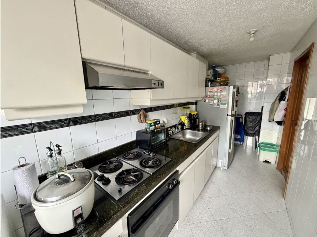 Apartamento de 1 alcoba en venta en Chico, Bogotá, 62 m² · foto 7 de 20