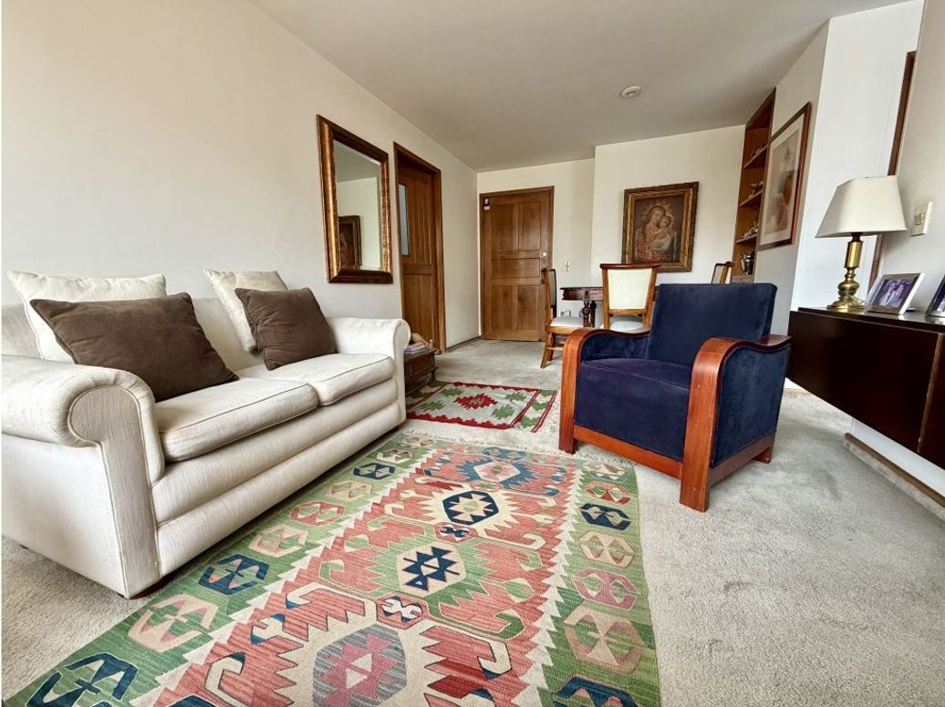 Apartamento de 1 alcoba en venta en Chico, Bogotá, 62 m² · foto 3 de 20
