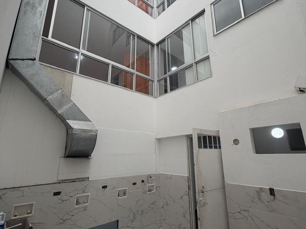 Casa de 21 alcobas en arriendo en Bosque Popular, Bogotá, 700 m² · foto 11 de 15