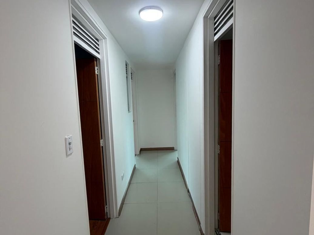Casa de 21 alcobas en arriendo en Bosque Popular, Bogotá, 700 m² · foto 2 de 15