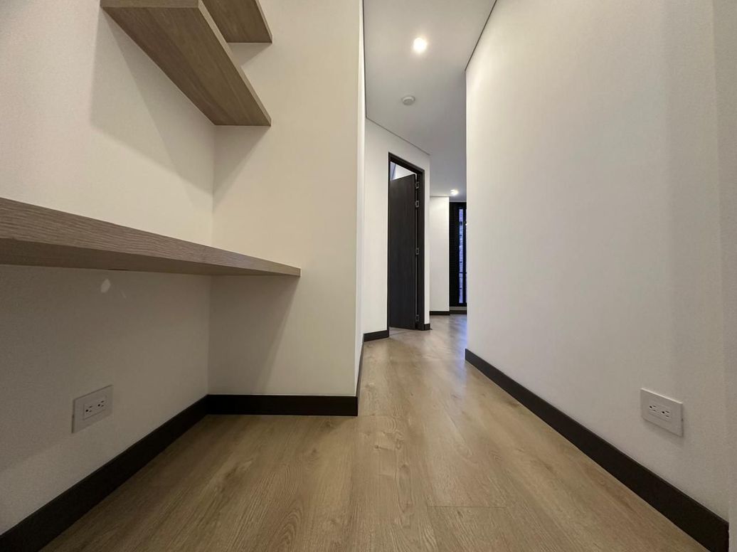 Apartamento de 3 alcobas en venta en San Patricio, Bogotá, 127 m² · foto 5 de 20