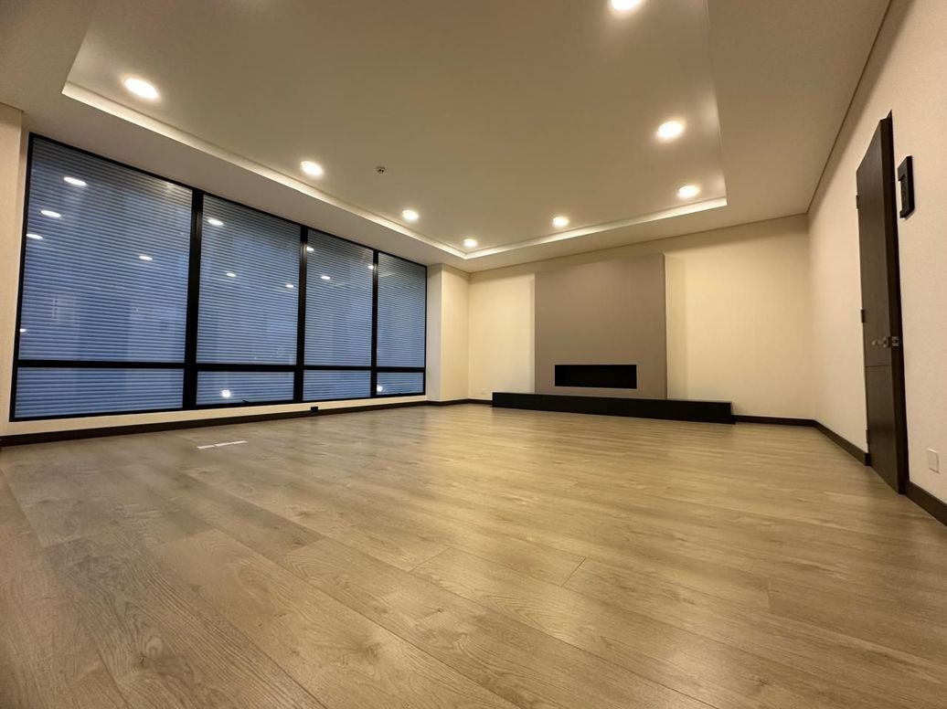 Apartamento de 3 alcobas en venta en San Patricio, Bogotá, 127 m² · foto 4 de 20
