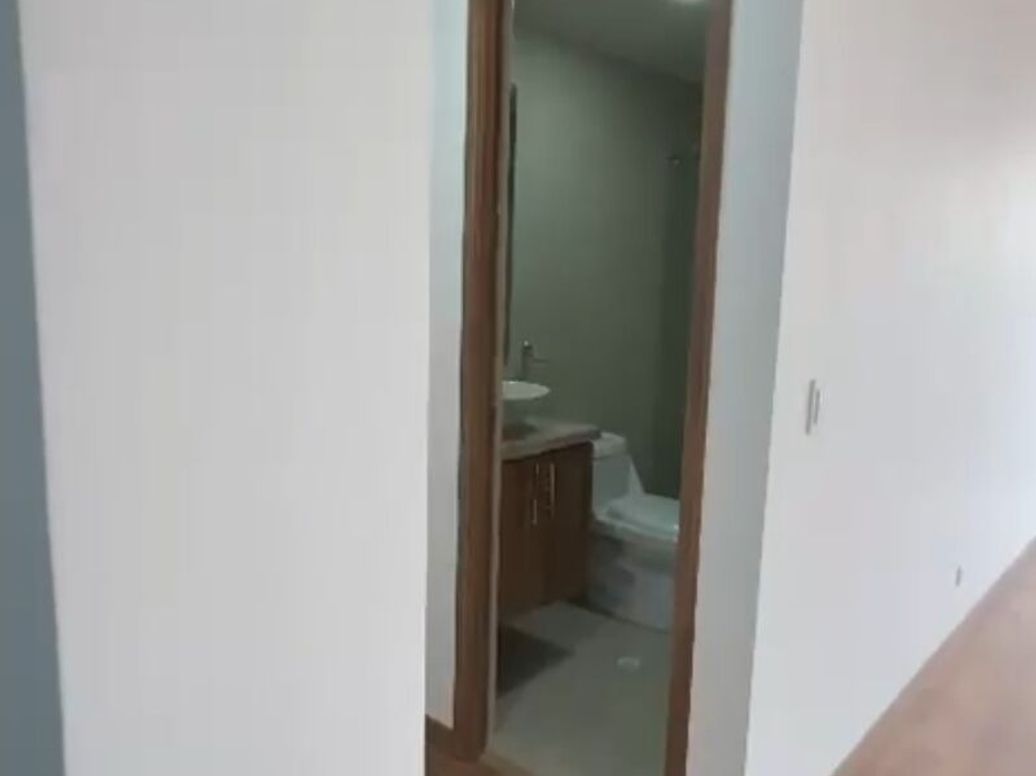 Apartamento de 2 alcobas en venta en Popular Modelo, Bogotá, 79 m² · foto 8 de 18