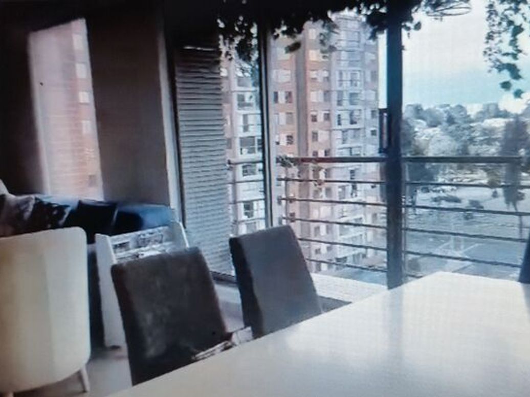 Apartamento de 3 alcobas en venta en La Esperanza, Bogotá, 92 m² · foto 3 de 20