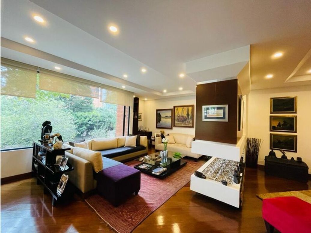 Apartamento de 3 alcobas en venta en La Cabrera, Bogotá, 260 m² · foto 6 de 20