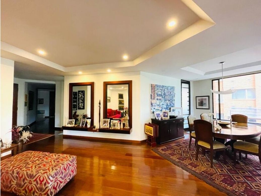 Apartamento de 3 alcobas en venta en La Cabrera, Bogotá, 260 m² · foto 7 de 20