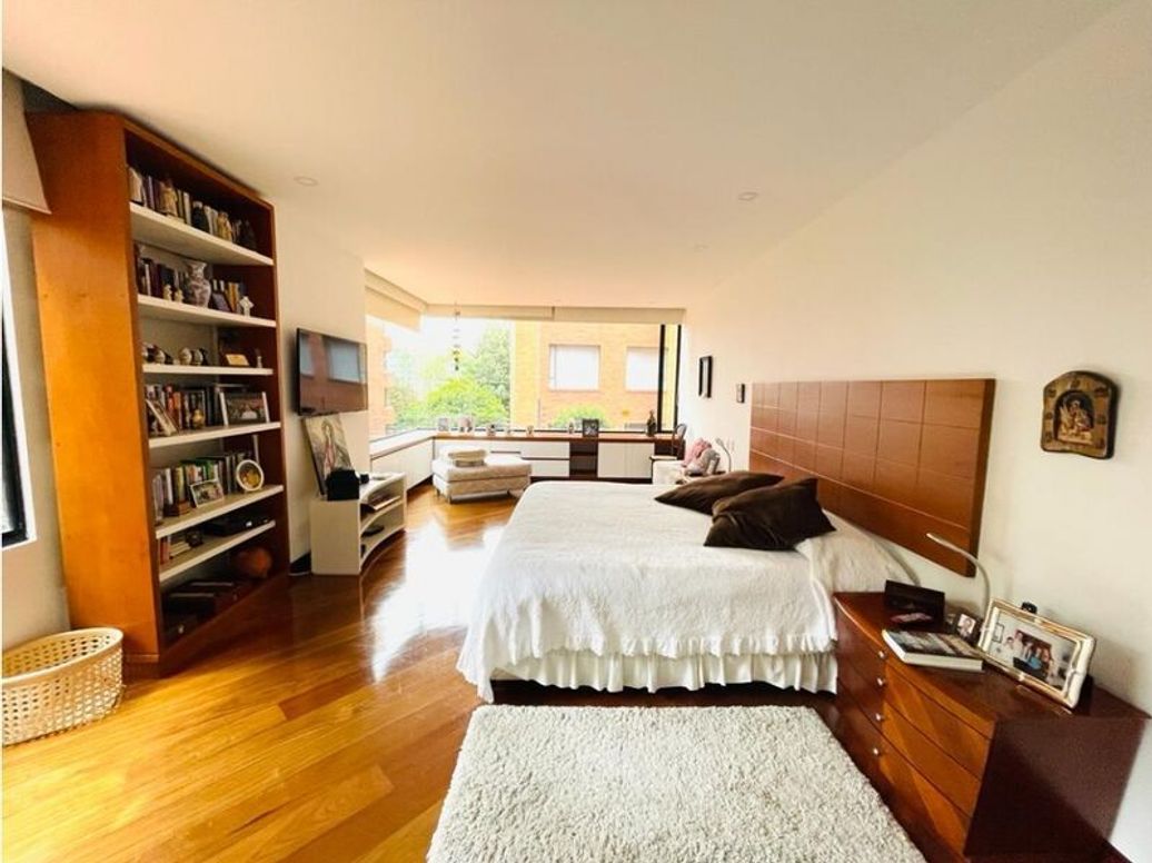 Apartamento de 3 alcobas en venta en La Cabrera, Bogotá, 260 m² · foto 20 de 20