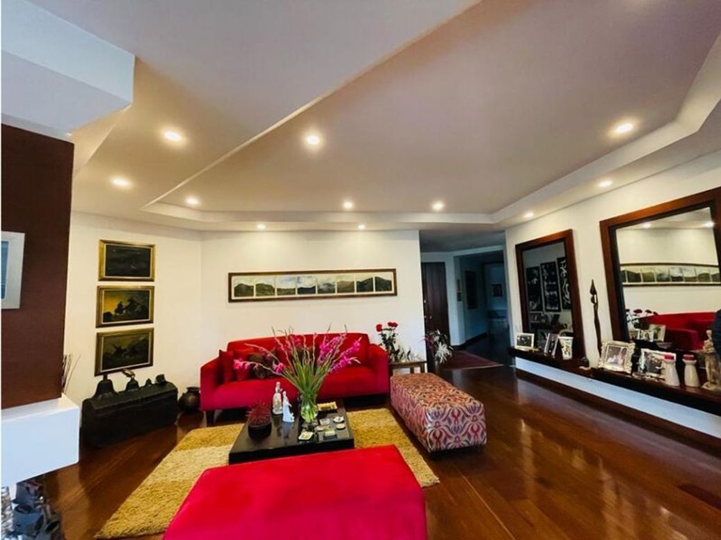 Apartamento de 3 alcobas en venta en La Cabrera, Bogotá, 260 m² · foto 5 de 20