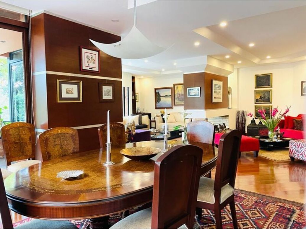 Apartamento de 3 alcobas en venta en La Cabrera, Bogotá, 260 m² · foto 8 de 20