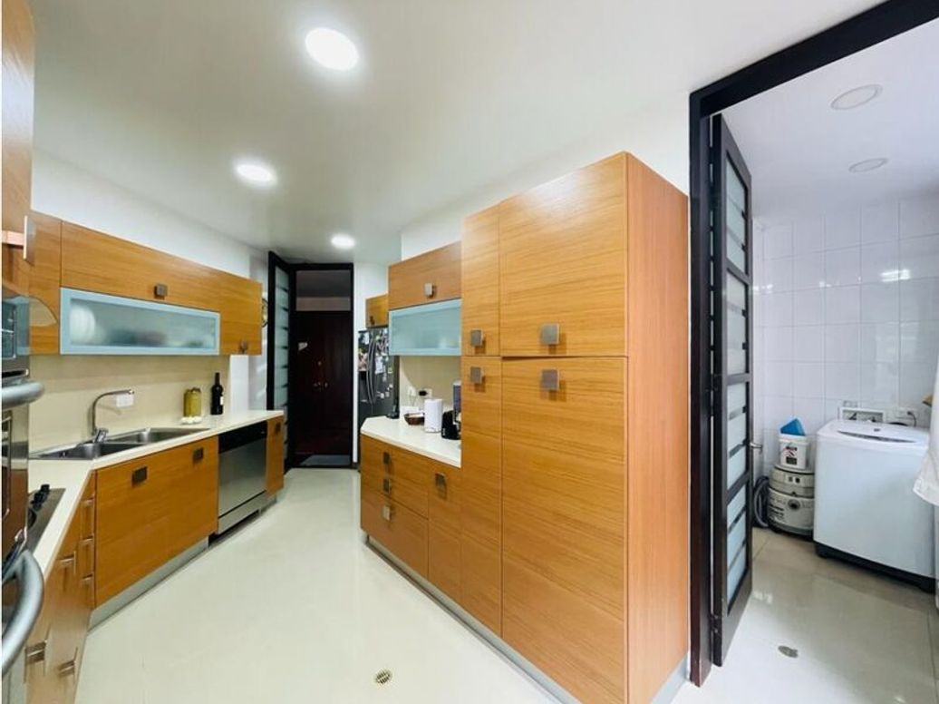 Apartamento de 3 alcobas en venta en La Cabrera, Bogotá, 260 m² · foto 18 de 20
