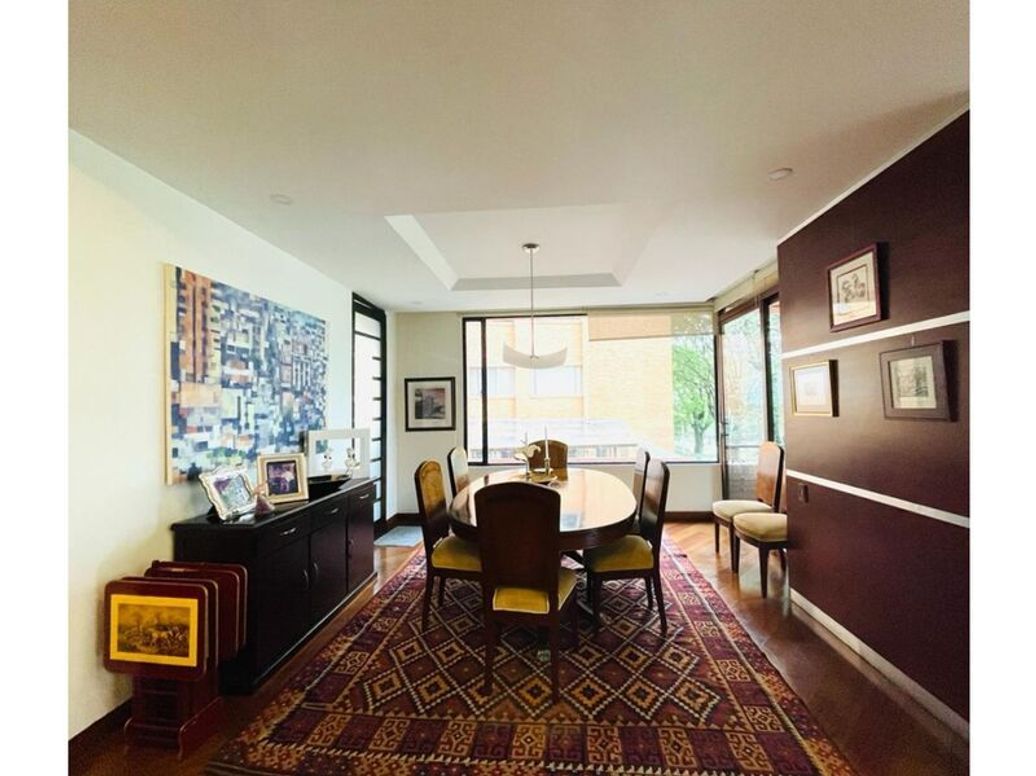 Apartamento de 3 alcobas en venta en La Cabrera, Bogotá, 260 m² · foto 9 de 20