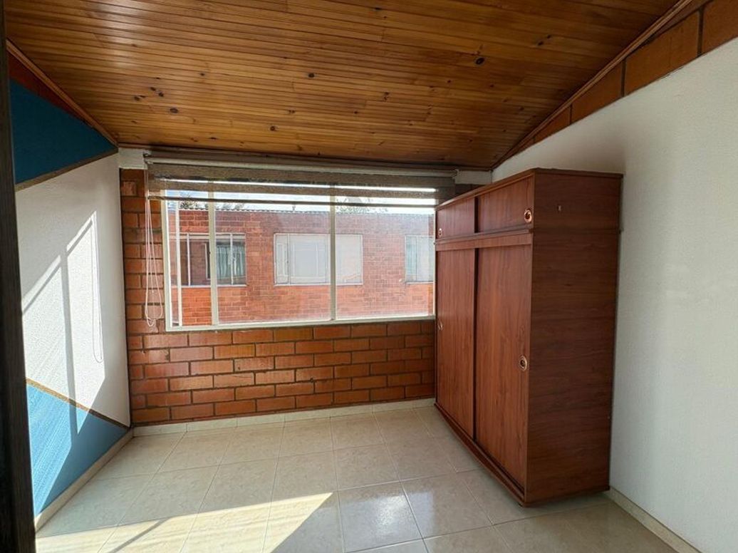Casa de 4 alcobas en venta en Florencia, Bogotá, 70 m² · foto 5 de 12
