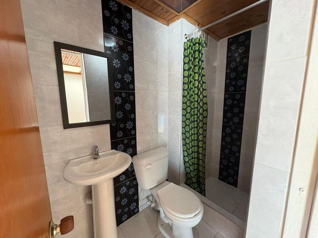 Casa de 4 alcobas en venta en Florencia, Bogotá, 70 m² · foto 10 de 12