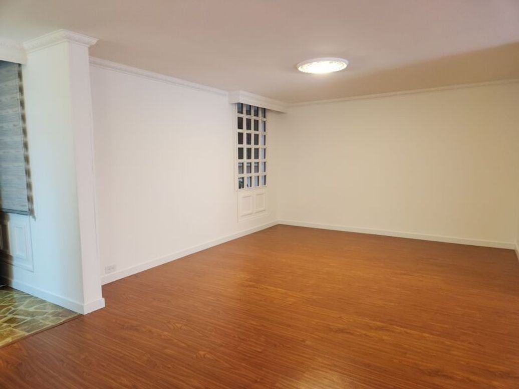 Apartamento de 3 alcobas en venta en Santa Barbara Central, Bogotá, 160 m² · foto 4 de 14