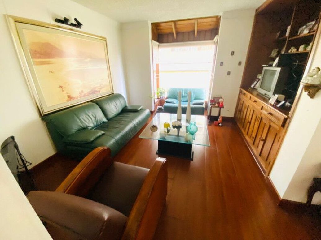 Casa de 3 alcobas en venta en Ub. Santa Coloma, Bogotá, 176 m² · foto 7 de 20