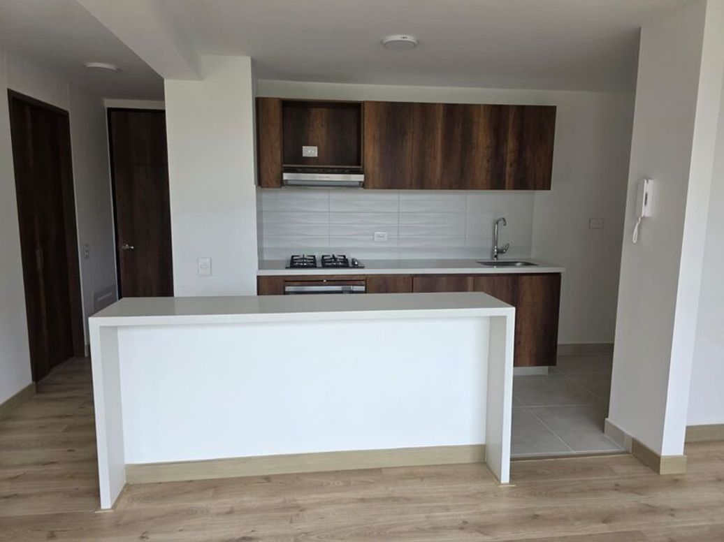 Apartamento de 2 alcobas en venta en Casa Blanca, Bogotá, 73 m² · foto 8 de 8