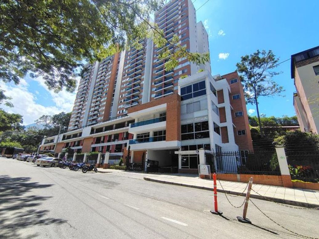 APARTAMENTO EN ARRIENDO en Bellomonte