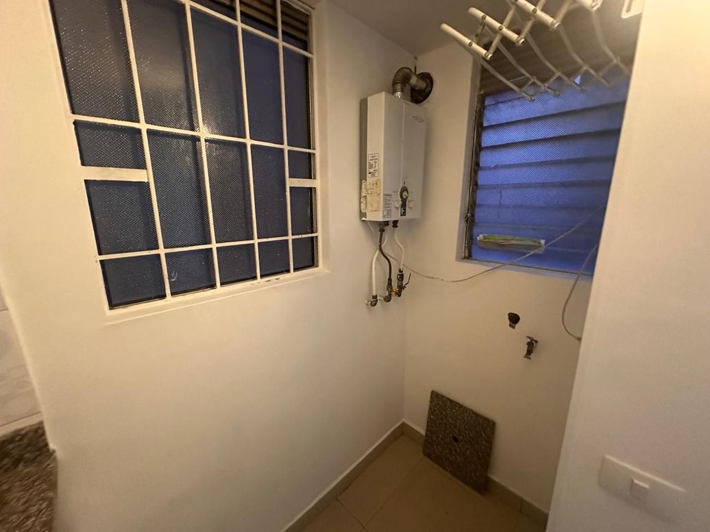 Apartamento de 3 alcobas en venta en El Mortiño, Bogotá, 49 m² · foto 5 de 5