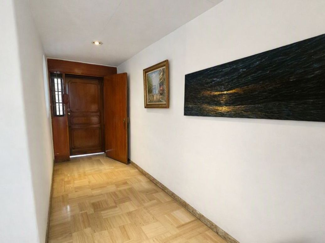 Casa de 3 alcobas en venta en Nicolas De Federman, Bogotá, 348 m² · foto 2 de 20