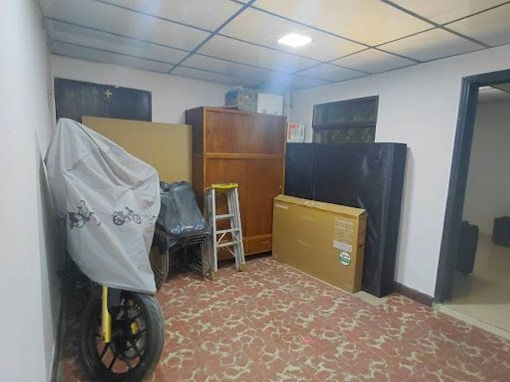 Casa de 10 alcobas en venta en La Cabaña, Bogotá, 247 m² · foto 13 de 18