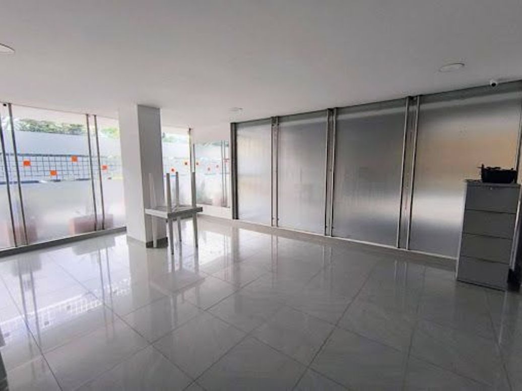Apartamento de 1 alcoba en venta en El Batán, Bogotá, 48 m² · foto 3 de 19