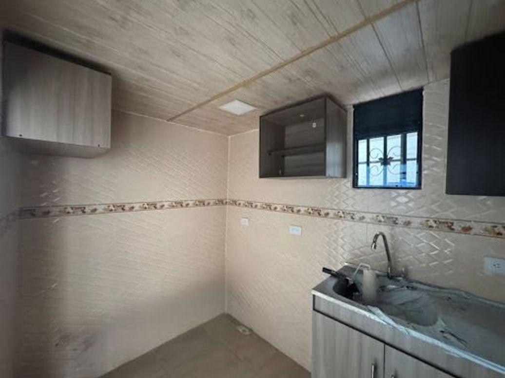 Apartamento de 5 alcobas en arriendo en Eduardo Santos, Bogotá, 80 m² · foto 8 de 20