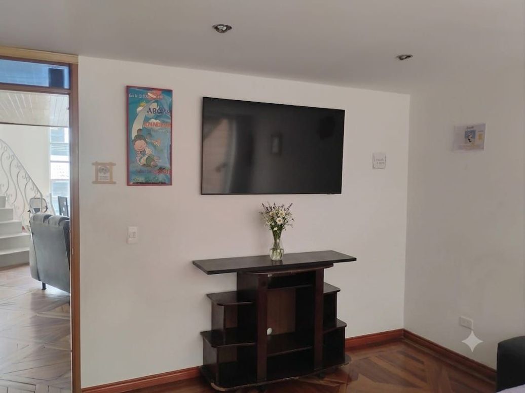 Casa de 6 alcobas en venta en Bosque Calderón, Bogotá, 507 m² · foto 14 de 20