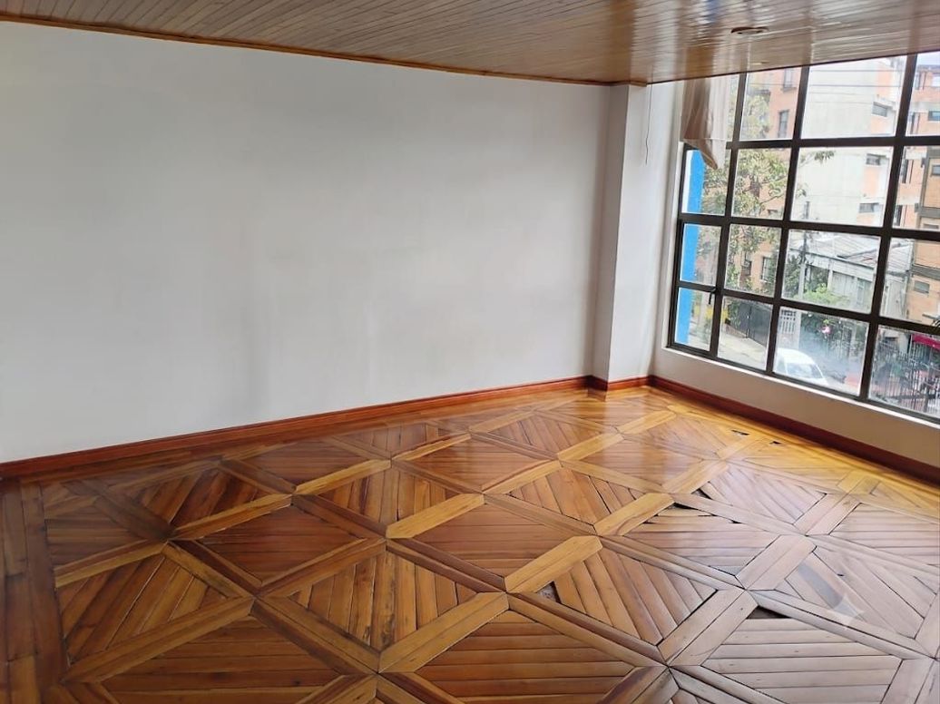 Casa de 6 alcobas en venta en Bosque Calderón, Bogotá, 507 m² · foto 13 de 20
