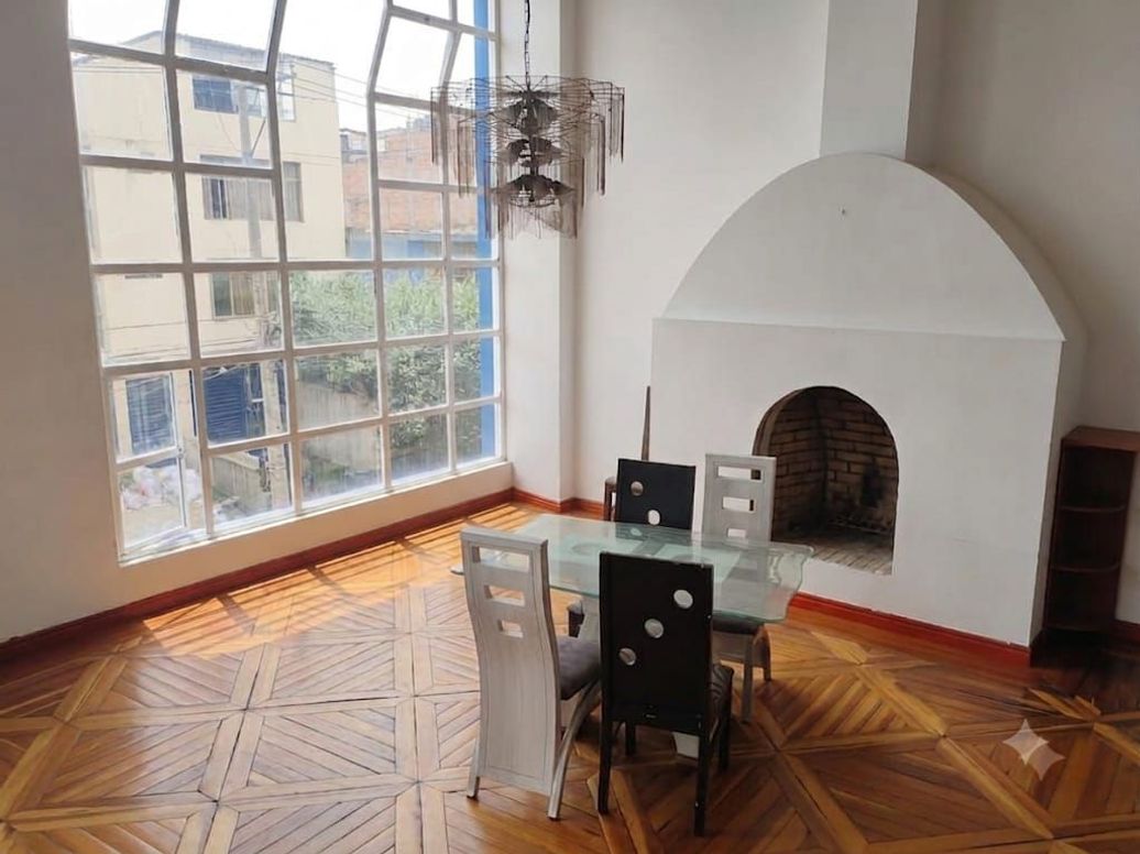 Casa de 6 alcobas en venta en Bosque Calderón, Bogotá, 507 m² · foto 11 de 20