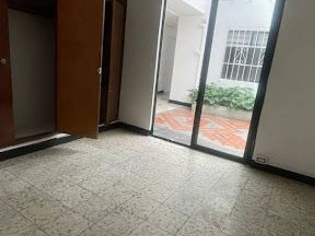 ARRIENDO de CASA COMERCIAL en BELEN MIRAVALLE, Medellín en El Nogal Los Almendros