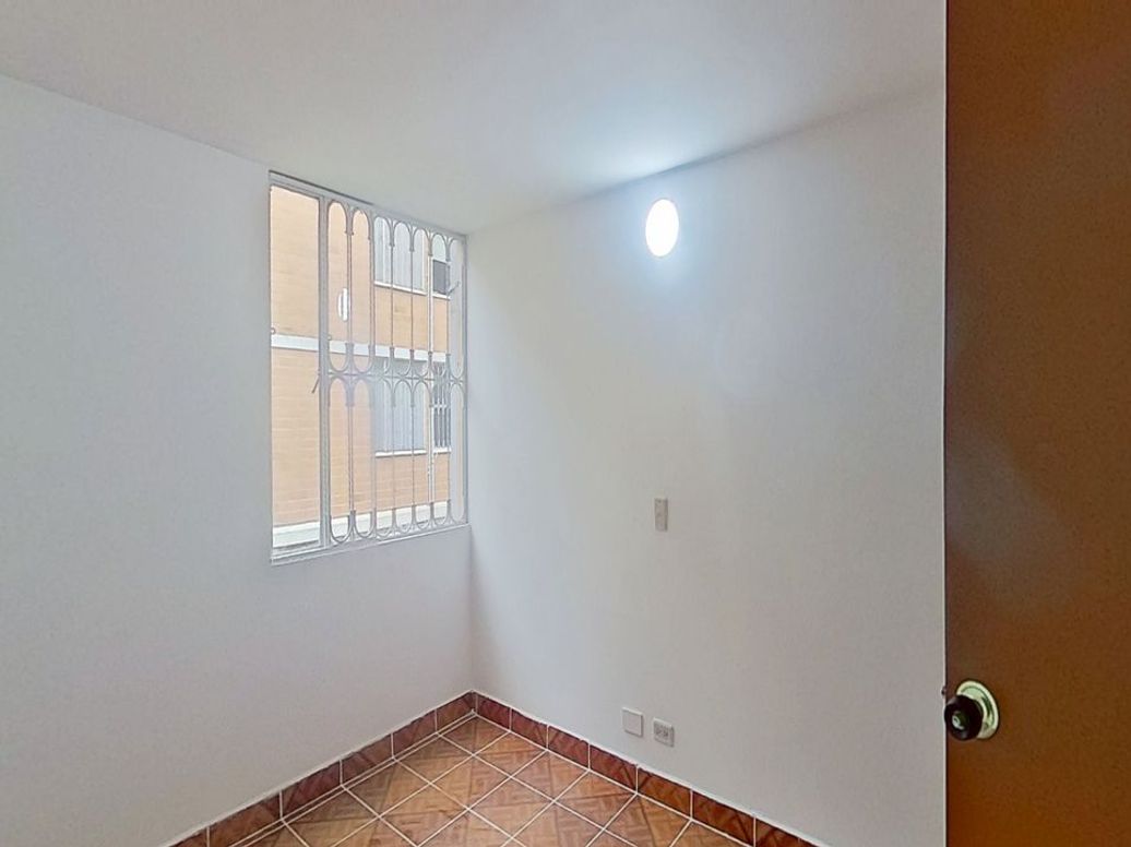 Casa de 3 alcobas en venta en Campo Alegre, Bogotá, 62 m² · foto 15 de 20