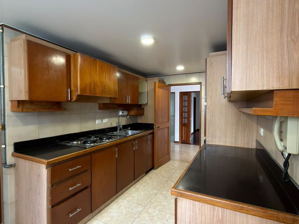 Apartamento de 4 alcobas en venta en Iberia, Bogotá, 141 m² · foto 17 de 20