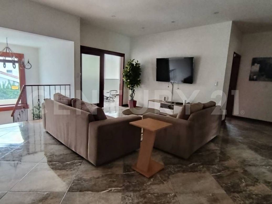 Casa de 8 alcobas en venta en Santa Barbara Alta, Bogotá, 652 m² · foto 8 de 20