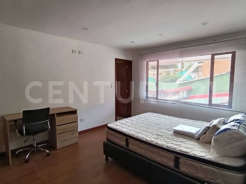 Casa de 8 alcobas en venta en Santa Barbara Alta, Bogotá, 652 m² · foto 12 de 20