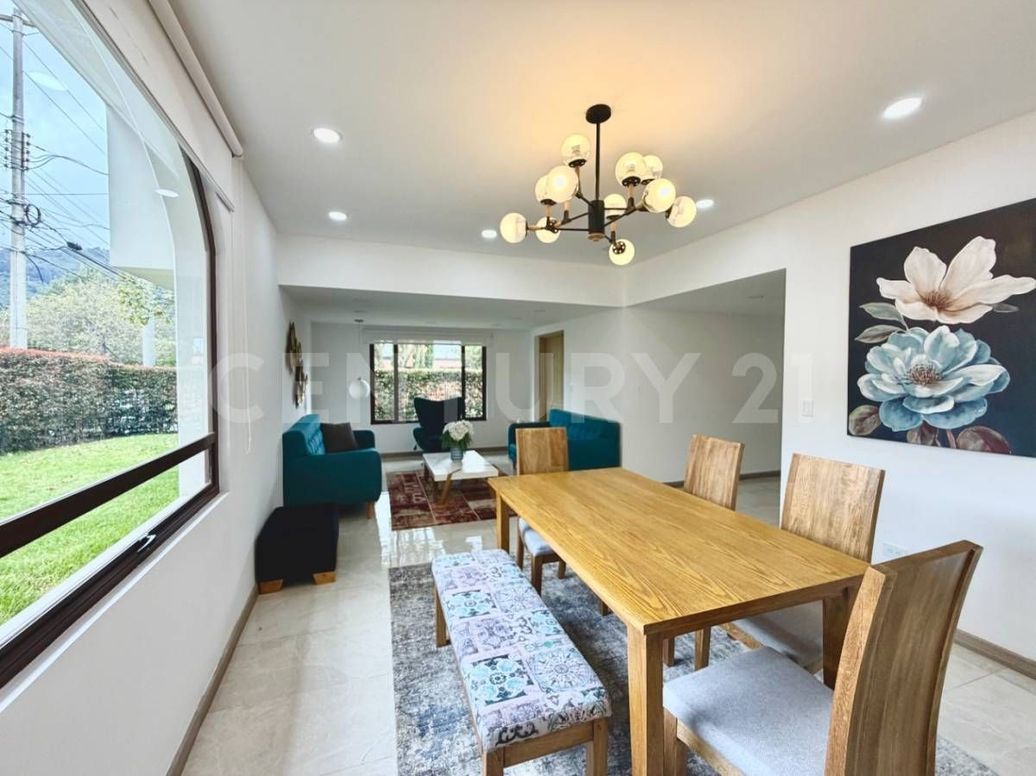 Casa de 8 alcobas en venta en Santa Barbara Alta, Bogotá, 652 m² · foto 16 de 20