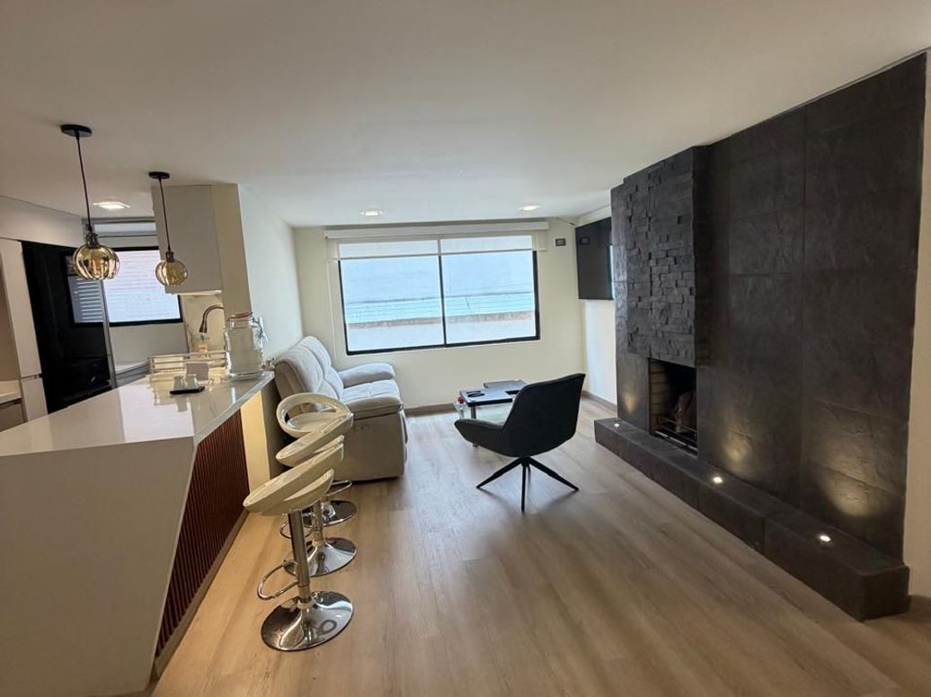Apartamento en venta en Bella Suiza, Bogotá · foto 2 de 13