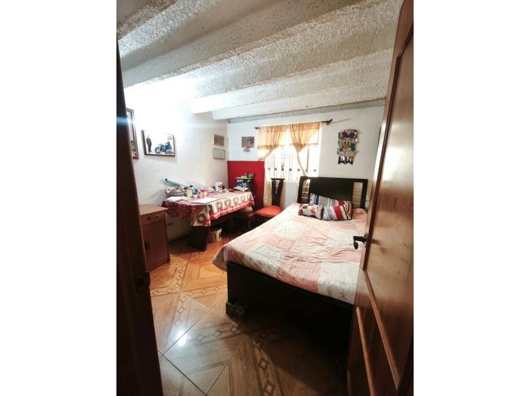 Casa de 5 alcobas en venta en Chircales Del Sur, Bogotá, 103 m² · foto 7 de 17