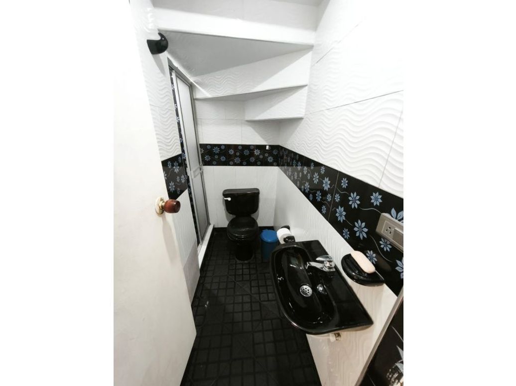 Casa de 5 alcobas en venta en Chircales Del Sur, Bogotá, 103 m² · foto 8 de 17