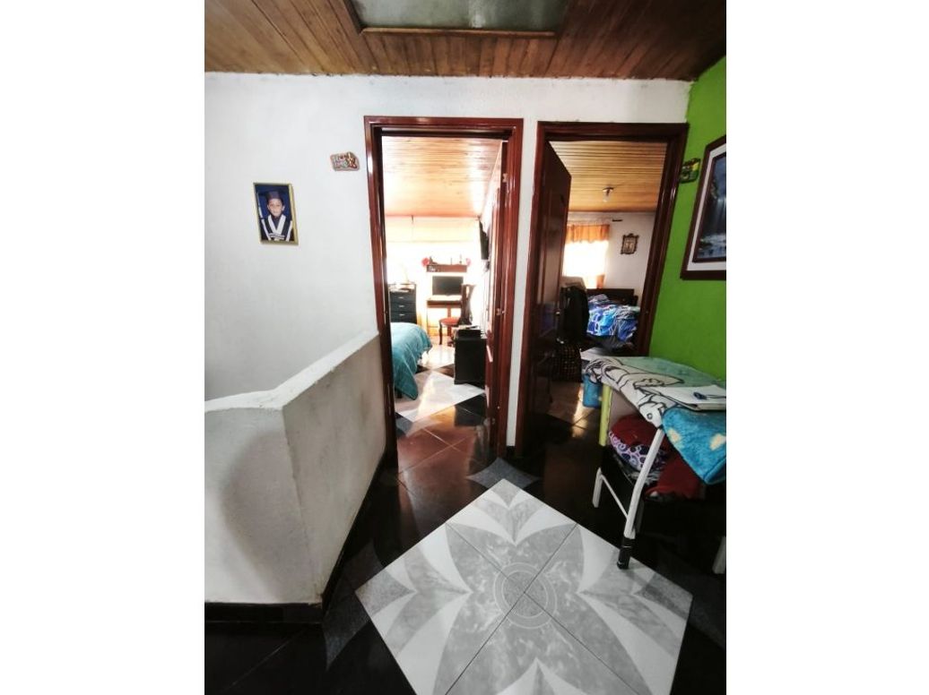 Casa de 5 alcobas en venta en Chircales Del Sur, Bogotá, 103 m² · foto 17 de 17